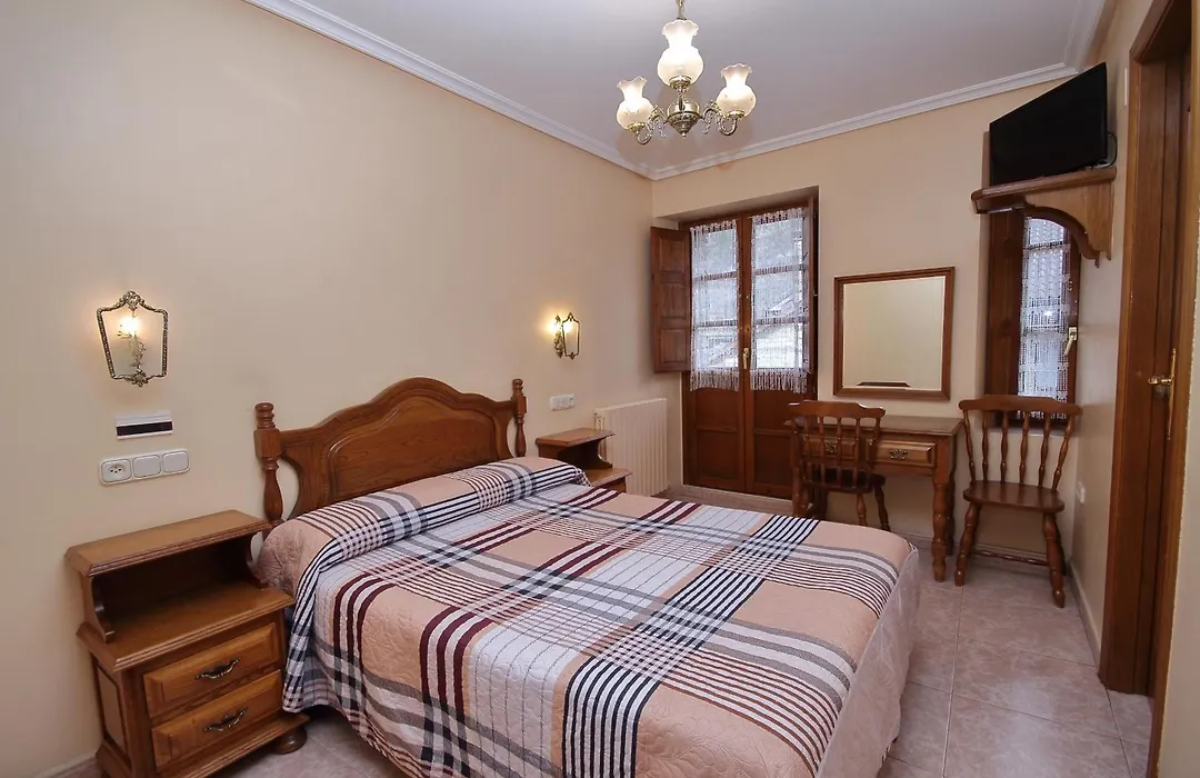 Hotel Ballarin-1